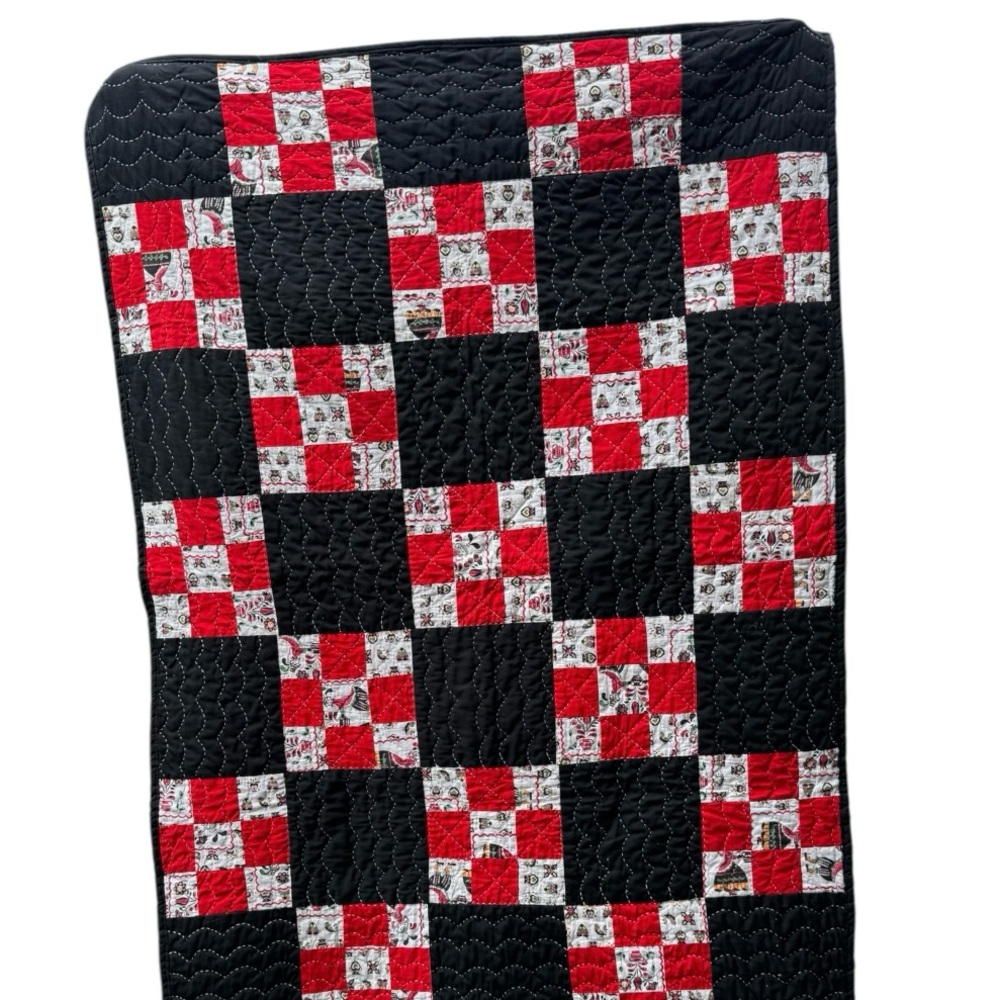 Patchwork Quilt - Red and Black